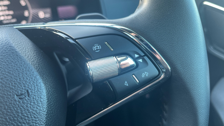 Skoda Karoq 1.5 TSI SE L 5dr DSG Petrol Estate